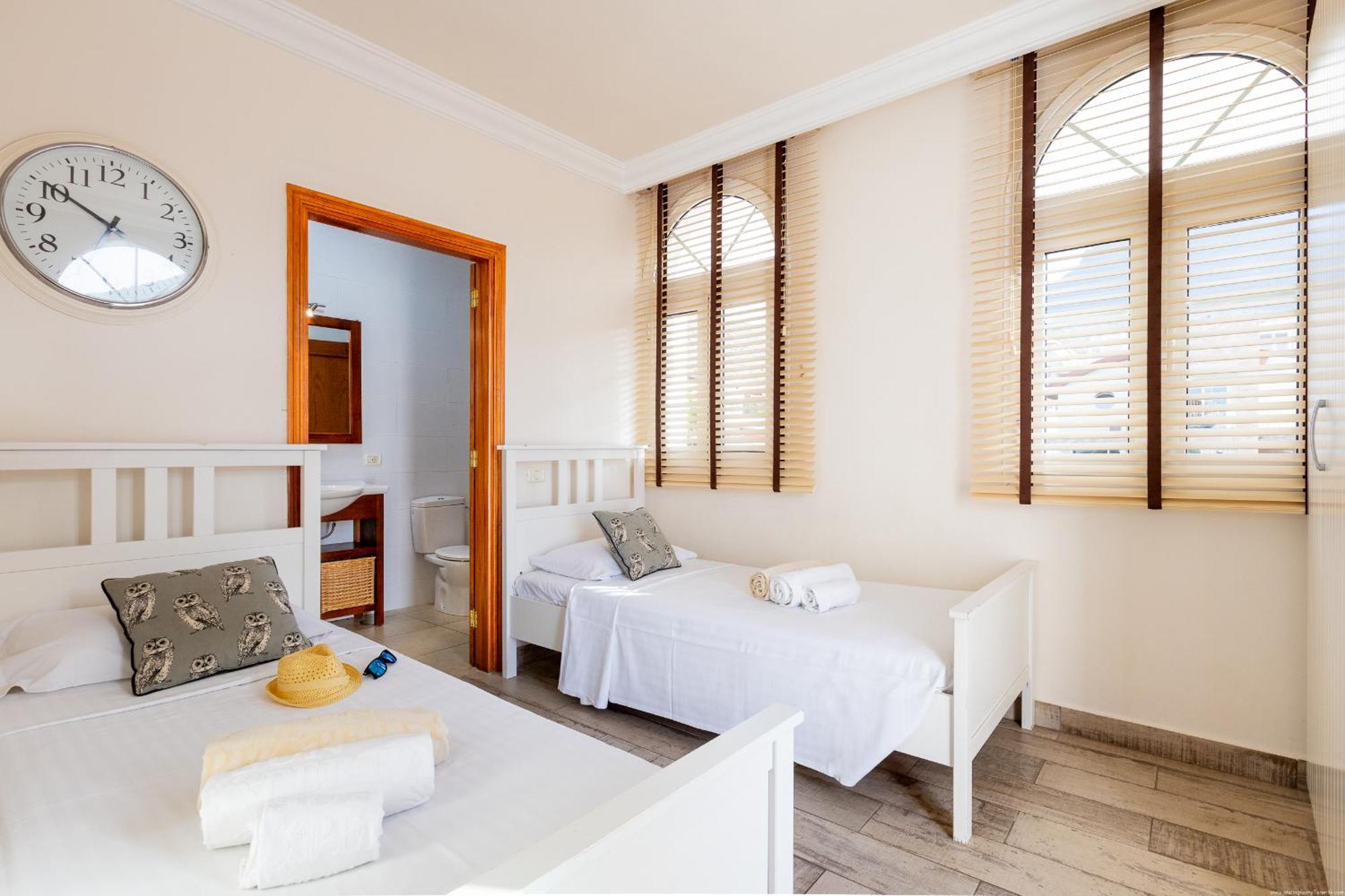 Villa Ocean Palm, Heated Pool! 아데제 외부 사진