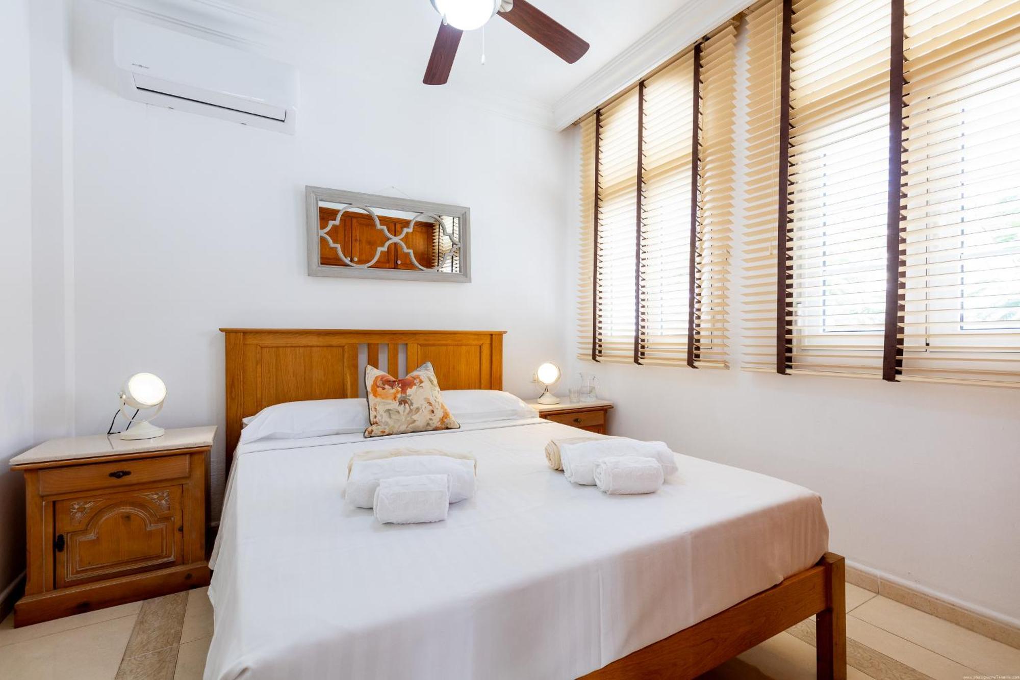 Villa Ocean Palm, Heated Pool! 아데제 외부 사진