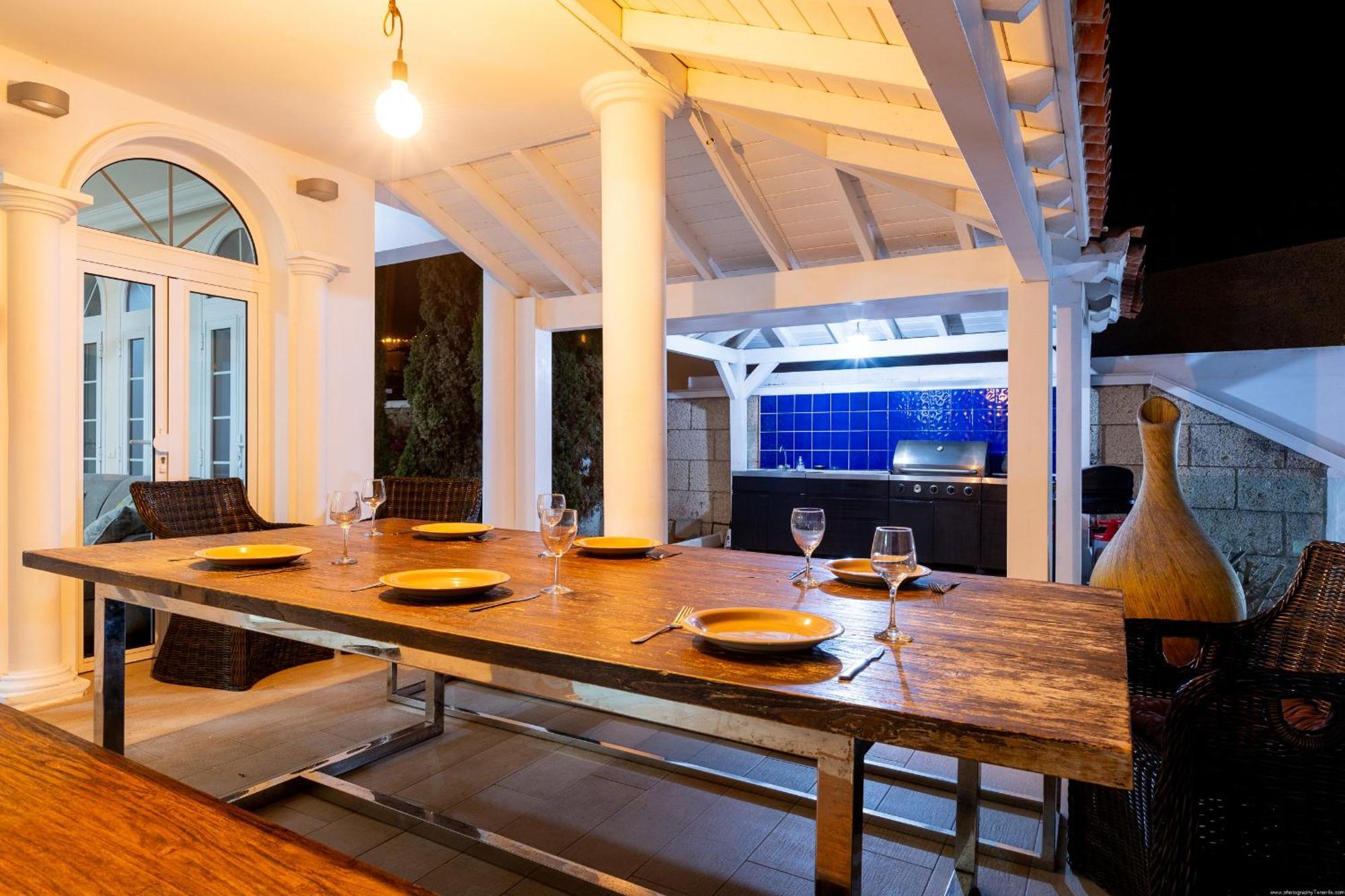 Villa Ocean Palm, Heated Pool! 아데제 외부 사진
