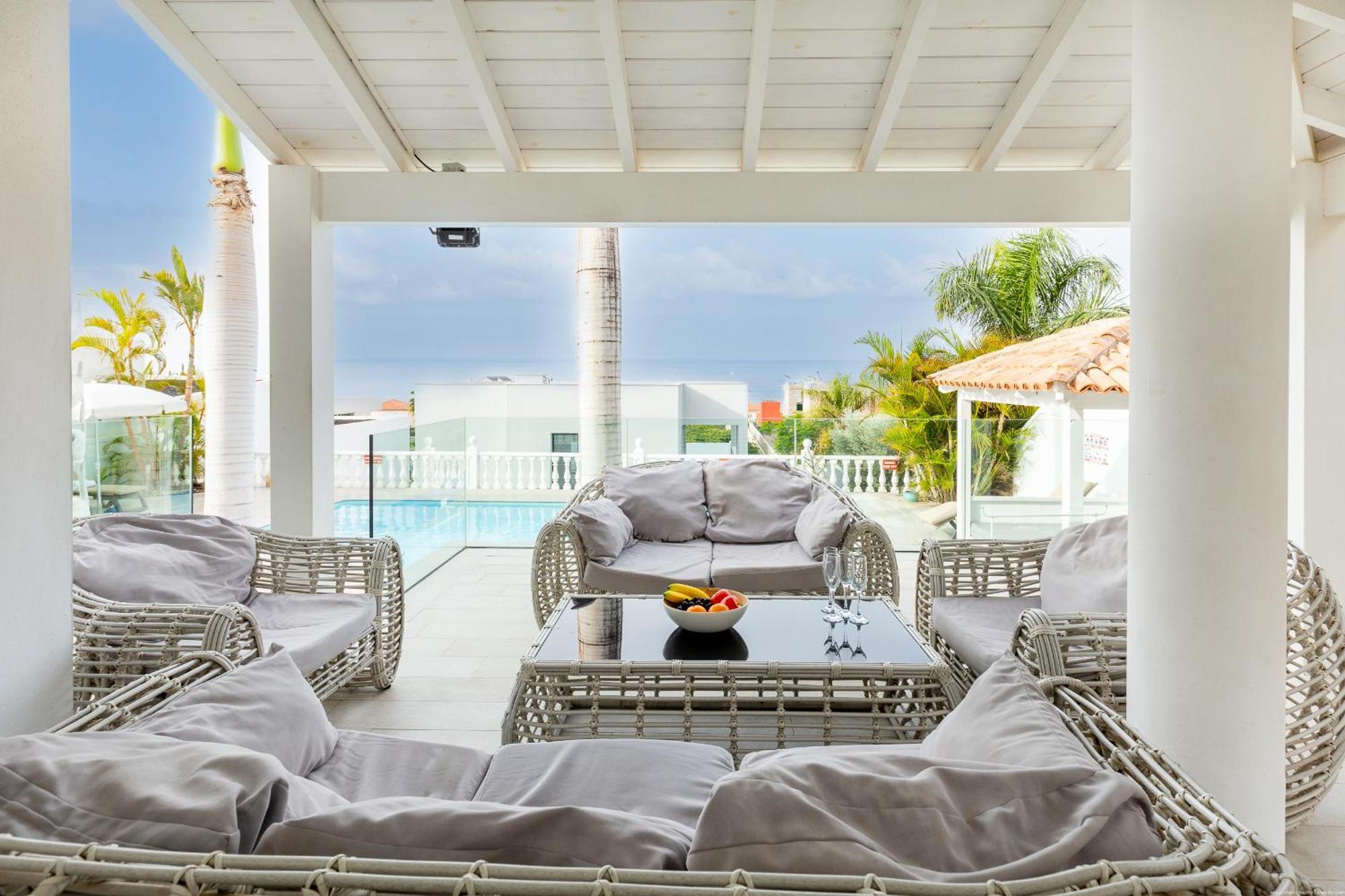 Villa Ocean Palm, Heated Pool! 아데제 외부 사진