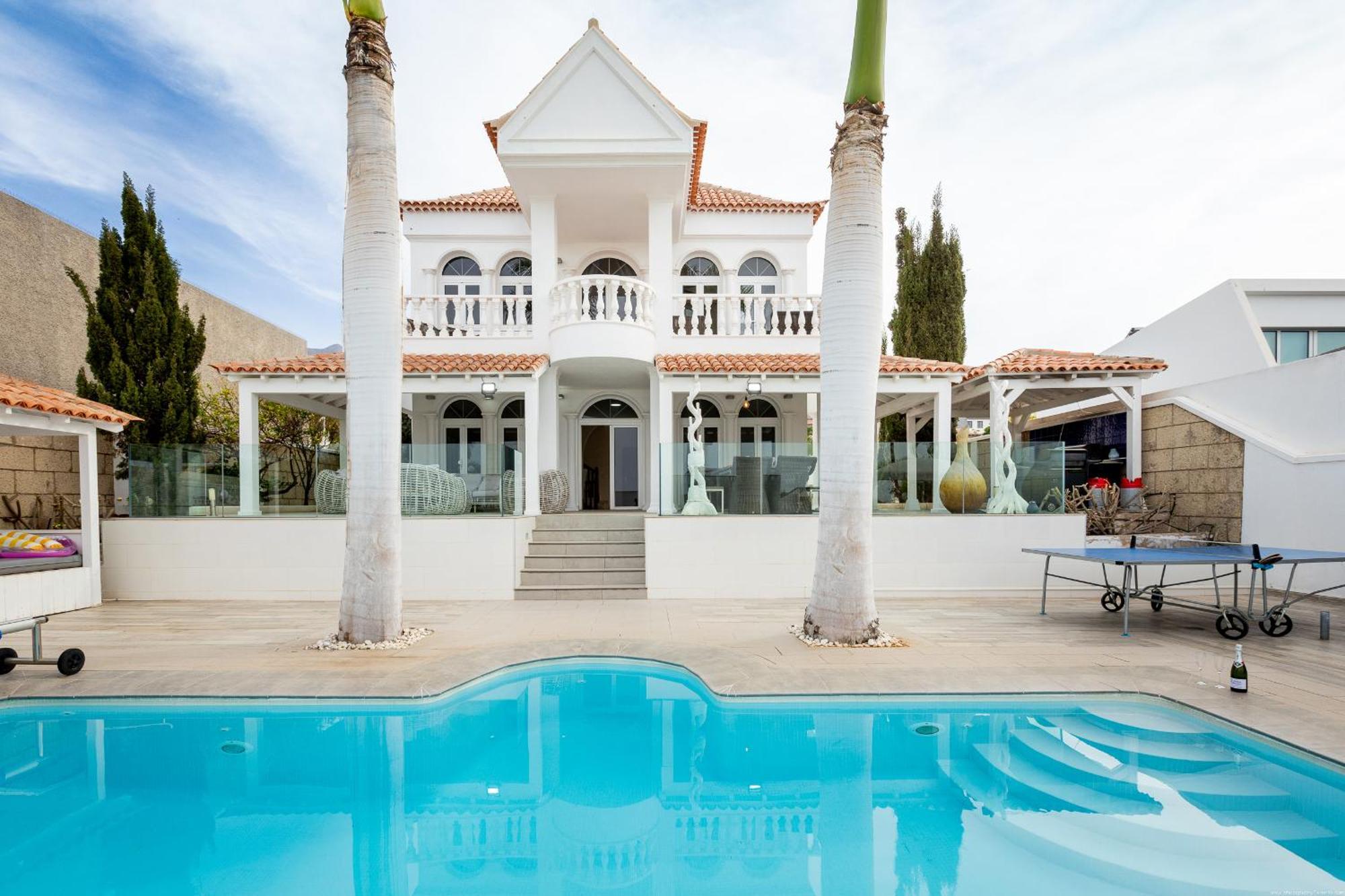 Villa Ocean Palm, Heated Pool! 아데제 외부 사진