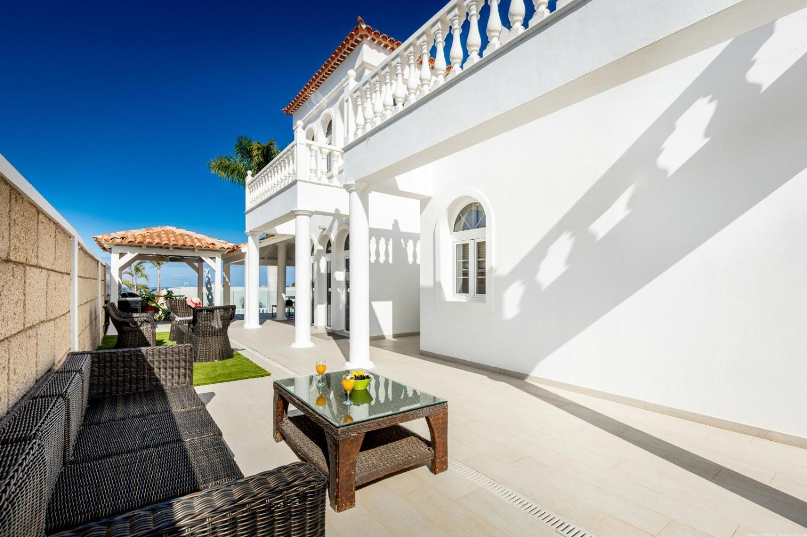 Villa Ocean Palm, Heated Pool! 아데제 외부 사진